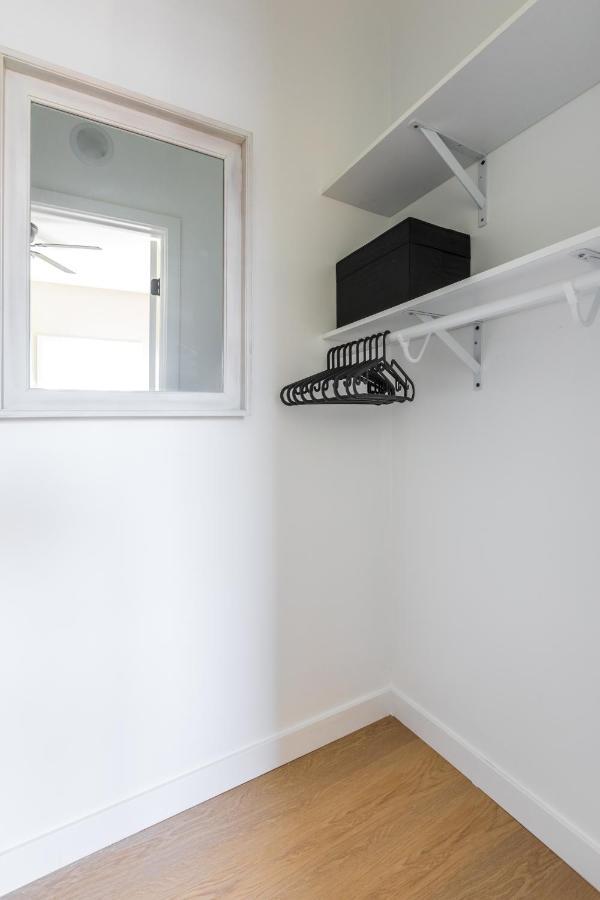 Cozy Sunny Brand-New Apt 1 Block From The Beach Long Beach Exterior foto